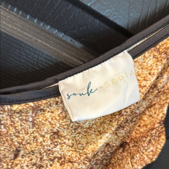 Abstract Patterned Maxi Dress - Picture 4 of 6